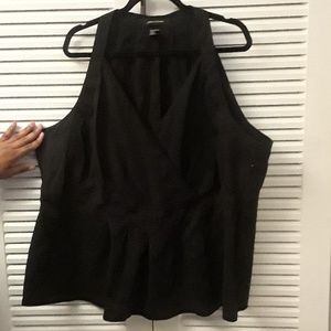 Cool black top, fitted bodice with side zipper